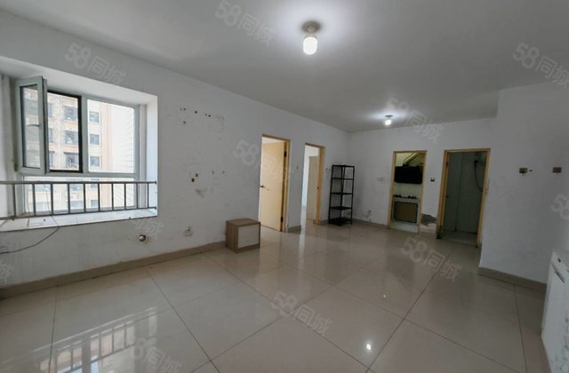 急售，市中心，两居，电梯好楼层，免，随时看房