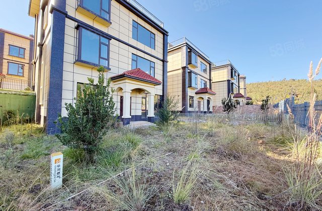 建华山水国际新城二期5室4厅353㎡165万二手房图片