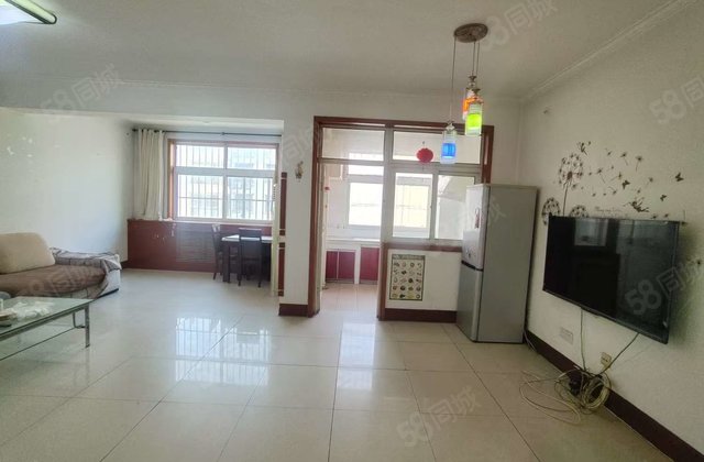 文轩本部，东关国际 新时代四楼三室，随时看房