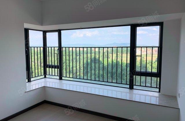 万科魅力之城3室1厅82.44㎡35万二手房图片