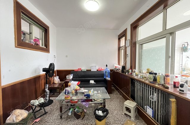 老文轩附近 中间3楼 经典2室 免大税 急售