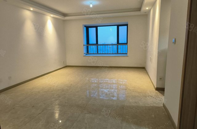 急急售，送车位储，免大税，东苑中学，昌润莲城，莲湖新城，