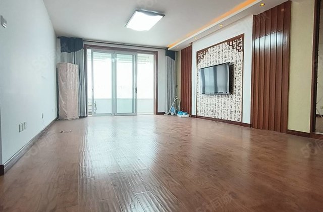 晨光花园3室2厅150㎡81.8万二手房图片