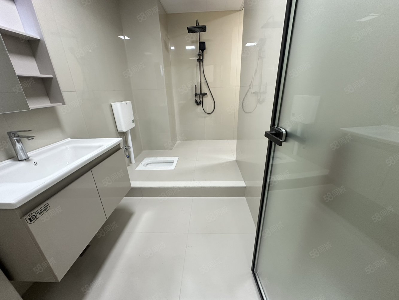 天御蓝湾6室3厅2卫160㎡南北92万