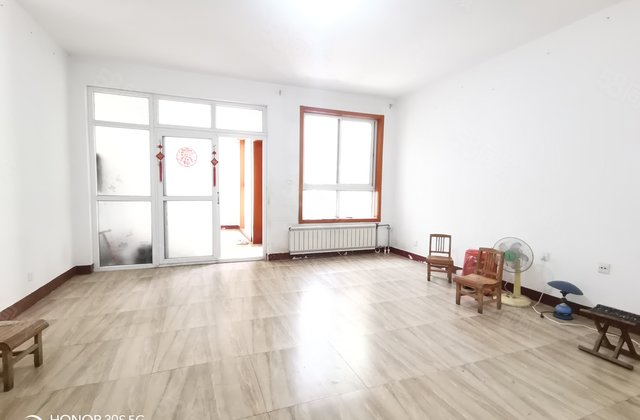 东昌湖边 洋房 一楼带大院子 城市主人 观澜一品 名人苑