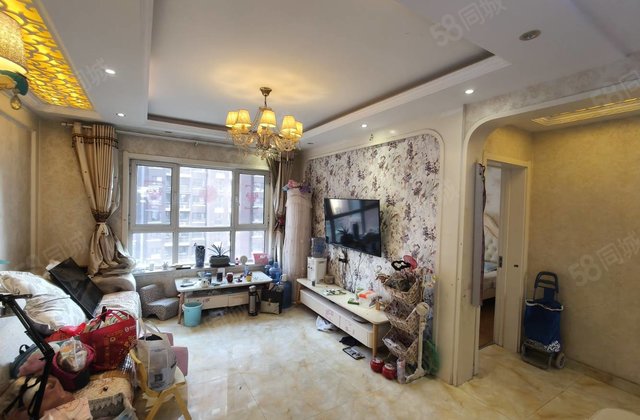 水岸花语 刚需精装三室 中间好楼层 随时看房