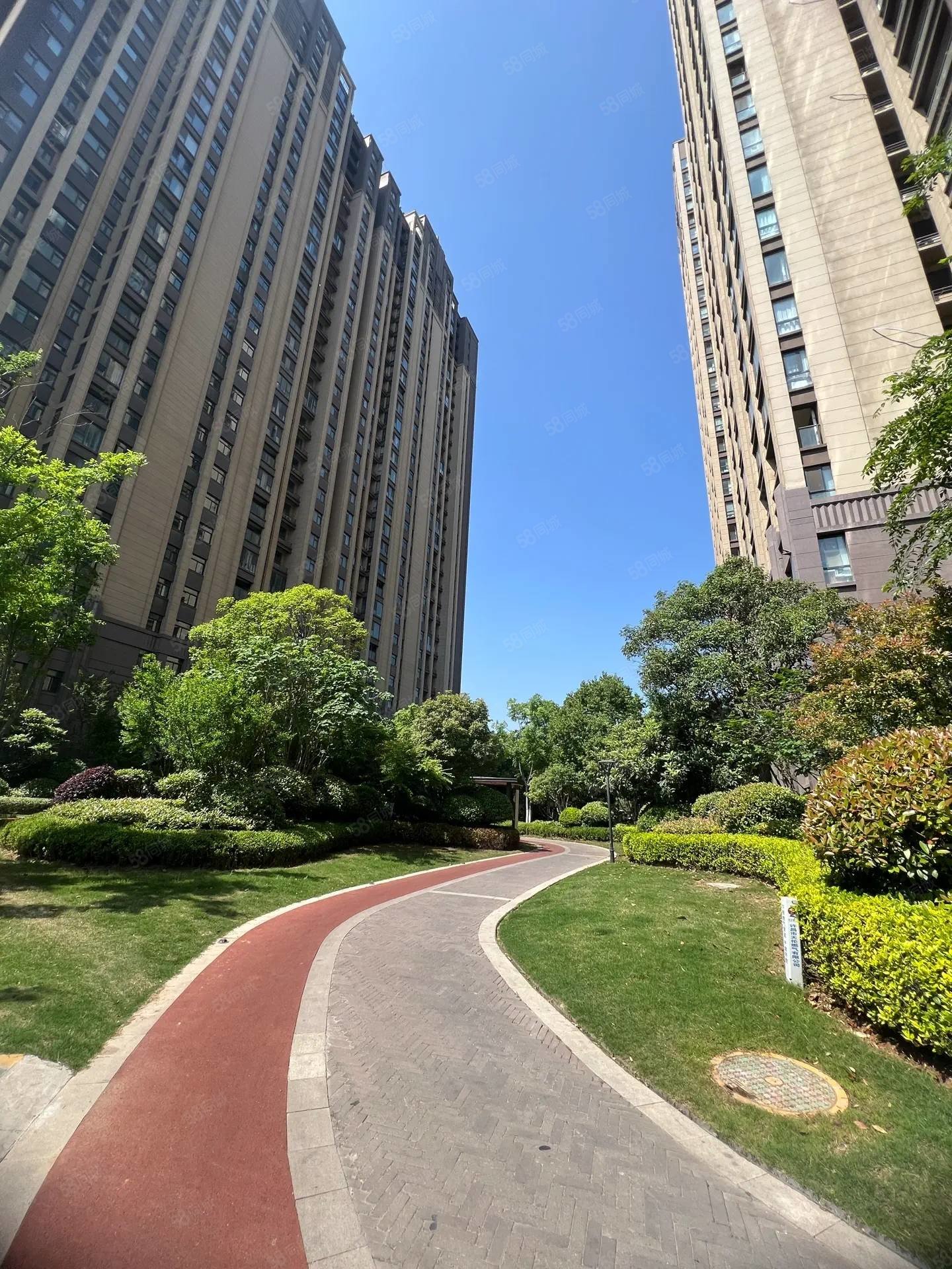 鹿鸣湖壹号悦府 精装138平四室 拎包入住,鹿鸣湖壹号悦府-许昌58同城