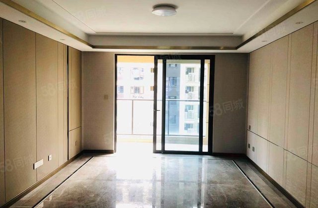 一品滨江湾(东区)3室2厅121.07㎡390万二手房图片