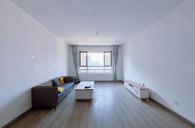 房子免大税了，送车位，送储藏室。