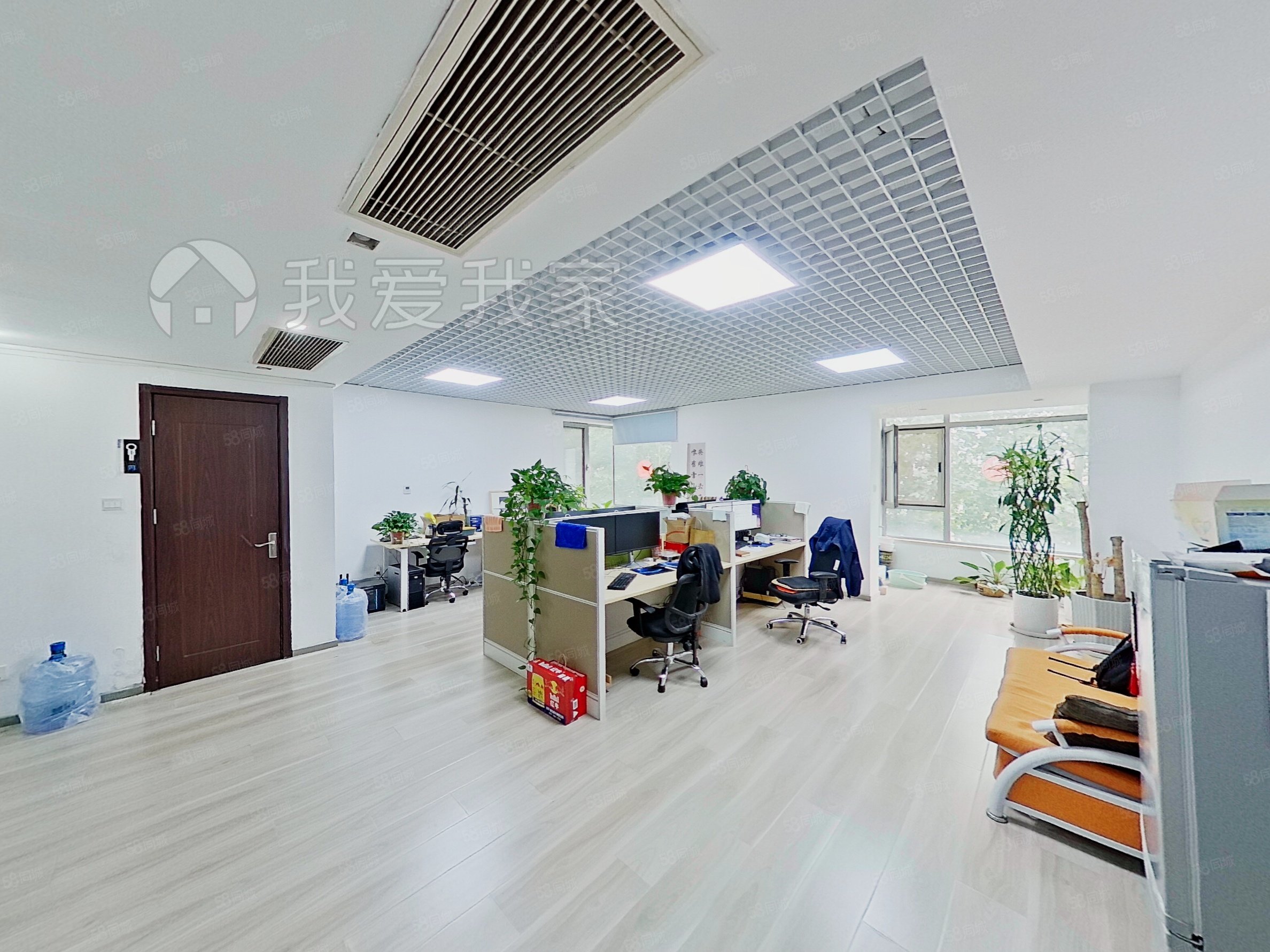 峻峰華亭3室2廳2衛(wèi)200.85㎡東西1020萬