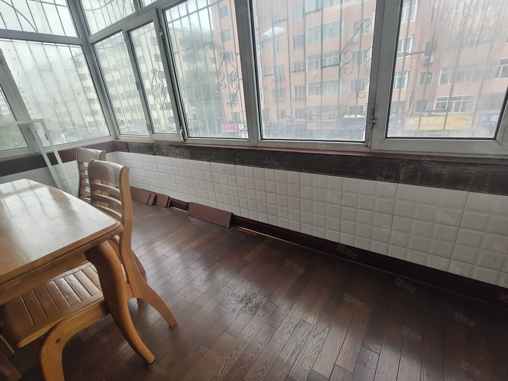 北龙艺花园2室1厅2卫126㎡南北39.8万