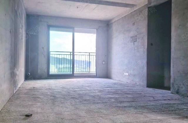 梦想中央公园4室2厅130㎡122万二手房图片