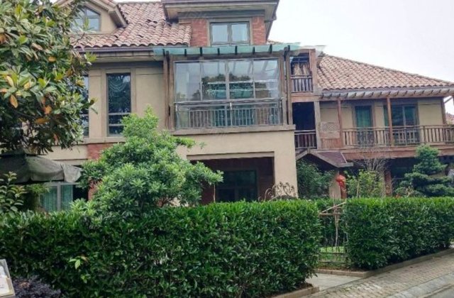 0㎡南北共3层 临平桂花城(别墅)           