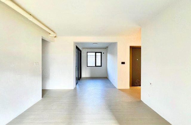 城湾4室2厅132.96㎡268万二手房图片