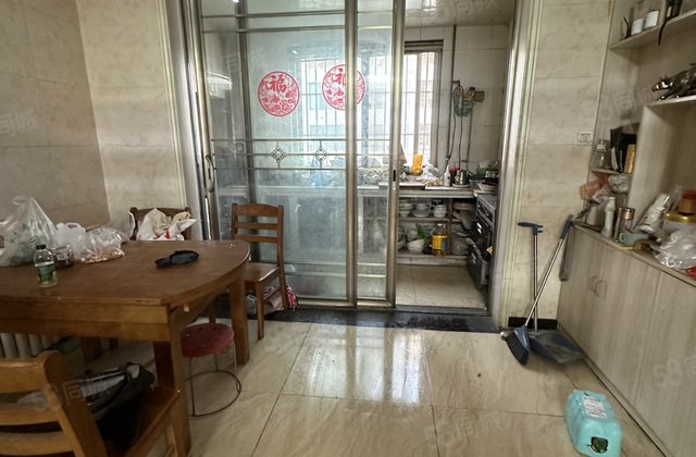 百合苑3室2厅126㎡58万二手房图片