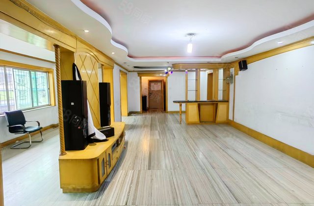 豪斯花园5室2厅179.6㎡148万二手房图片