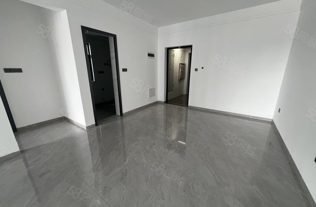 江湾壹号3室2厅104㎡38.5万二手房图片