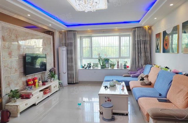 运河河畔月亮湾 高性价比四楼精装三室双卫 单价只合七千多