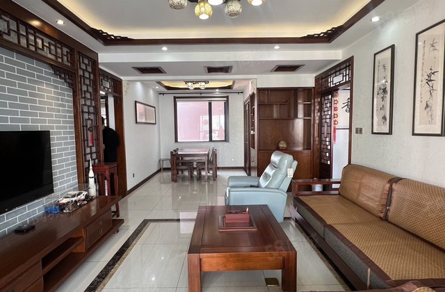 半岛花园3室2厅120㎡92万二手房图片