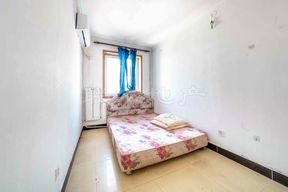 新鳳小區(qū)2室2廳1衛(wèi)87.13㎡南北195萬