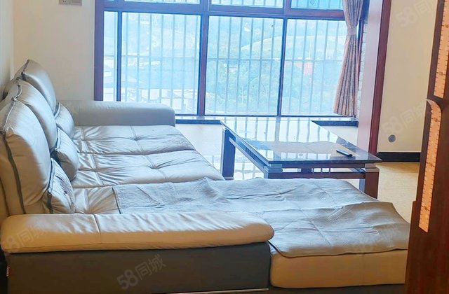 天湖国际2室2厅81.37㎡53.8万二手房图片