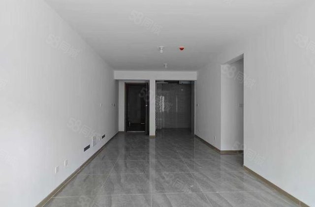 急售 区政府附近 城市芳华 新房未住 送车储 看房方便