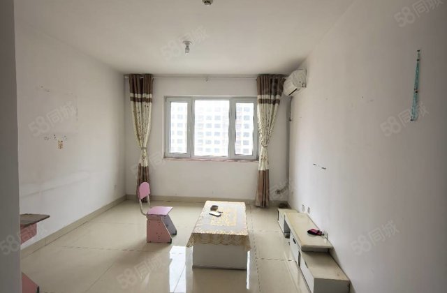 先锋翡翠湾，电梯好楼层，两室向阳，诚心卖新新新