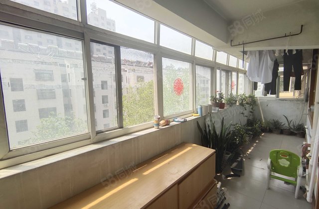 站北花园，197㎡五室，仅需99万，单价5000！房东直卖