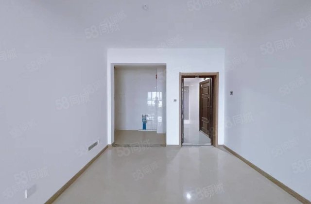 新一中附近电梯房~新房未住~50多萬免大税带储藏室~看房方便