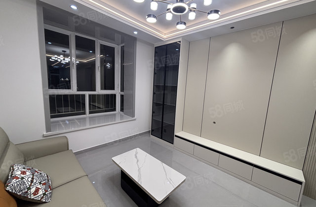 东方新天地2室2厅1卫63㎡南北26.5万