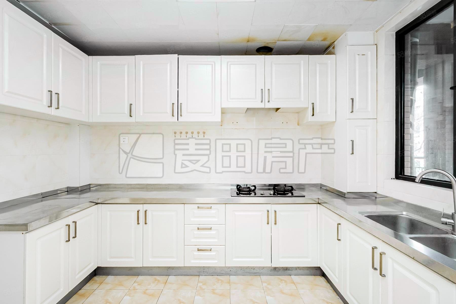 首開(kāi)璞瑅公館4室2廳3衛(wèi)215㎡南北1500萬(wàn)