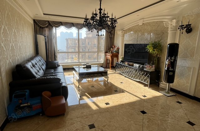 紫御华府3室2厅1卫134㎡南北85万