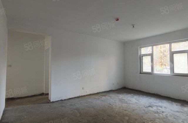 乐园      新房未住3室2厅2金柱绿城华悦金钻湖边很近，