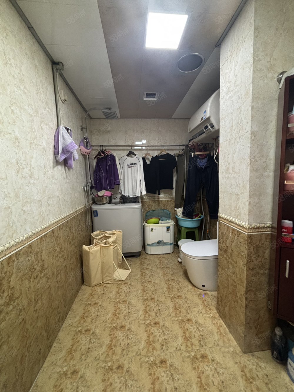 东方新城3室2厅1卫131㎡南北59万