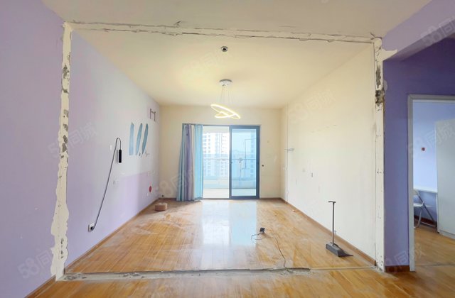 绿地468云玺四期3室2厅107.32㎡215万二手房图片