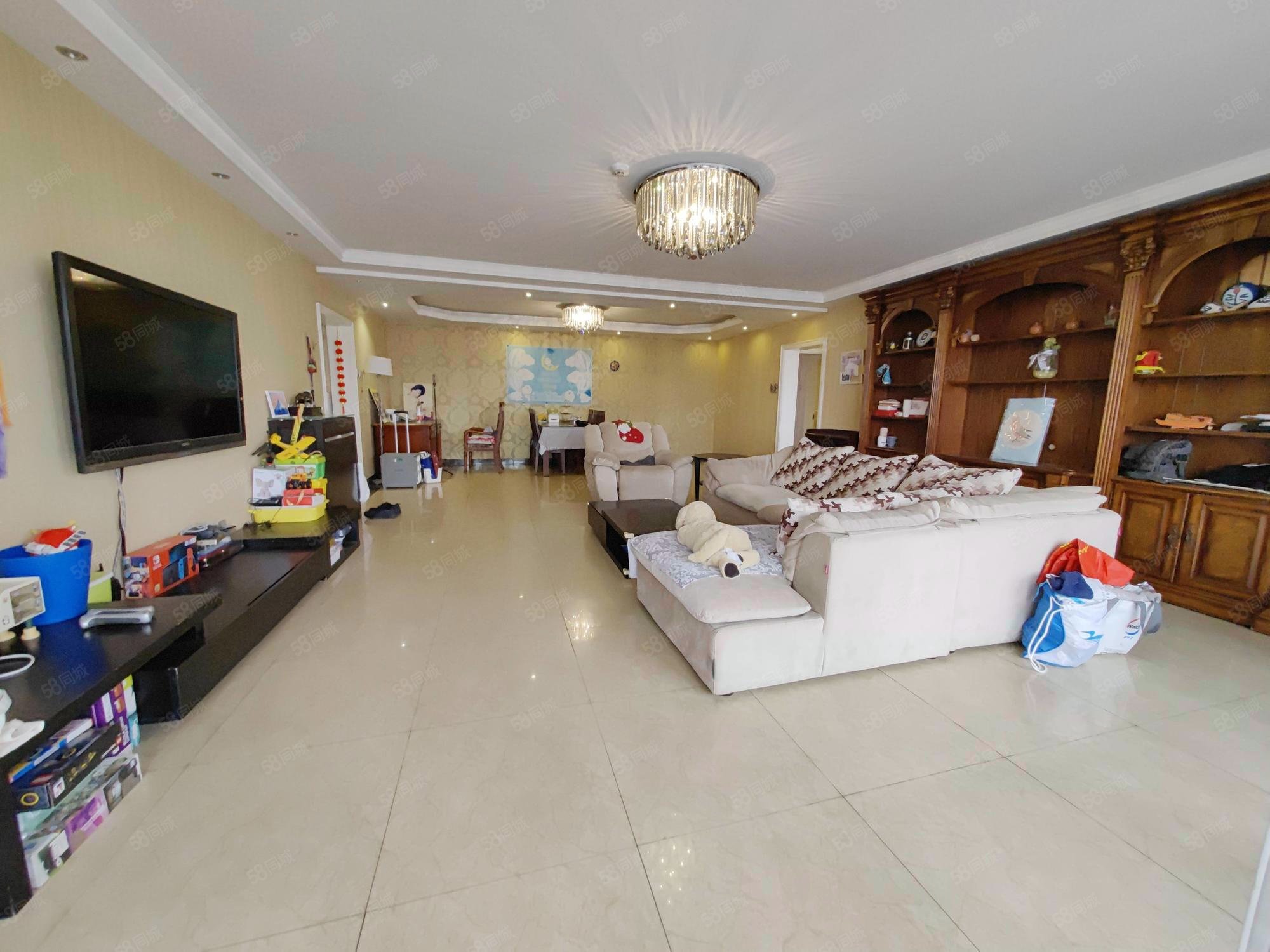 匯欣公寓3室2廳3衛(wèi)220.53㎡南北1299萬