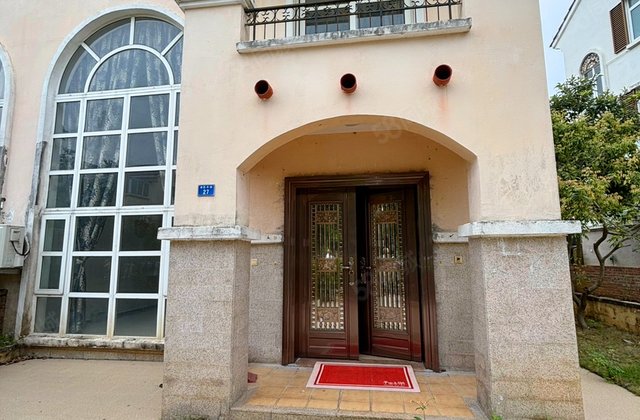 东方夏湾拿花园(别墅)5室2厅220㎡400万二手房图片