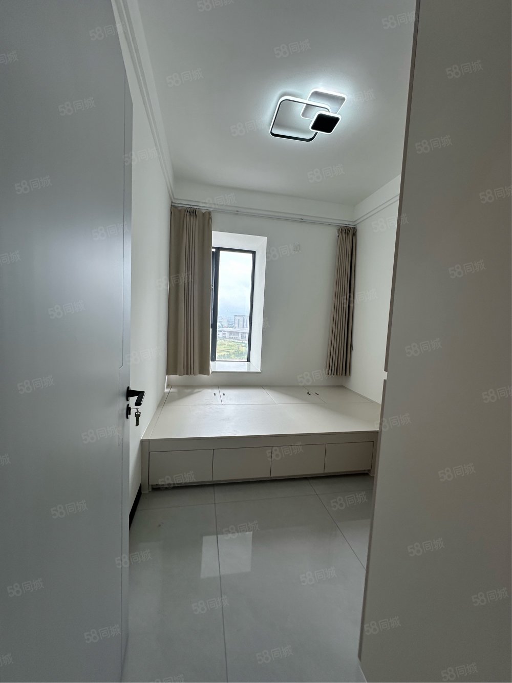 航旅和润居3室2厅2卫110.87㎡南北64.8万