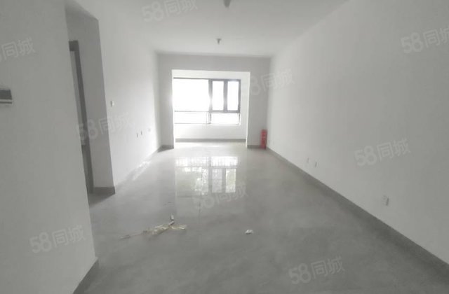 急售！！！76万！！县医院  实验  东医桂馨苑低层三室两厅