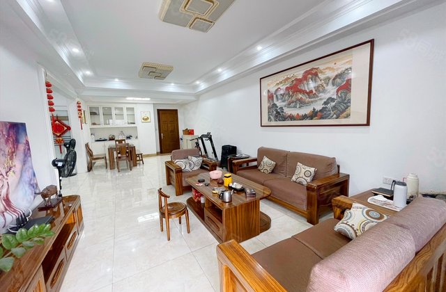 明日华府3室2厅160.04㎡178万二手房图片