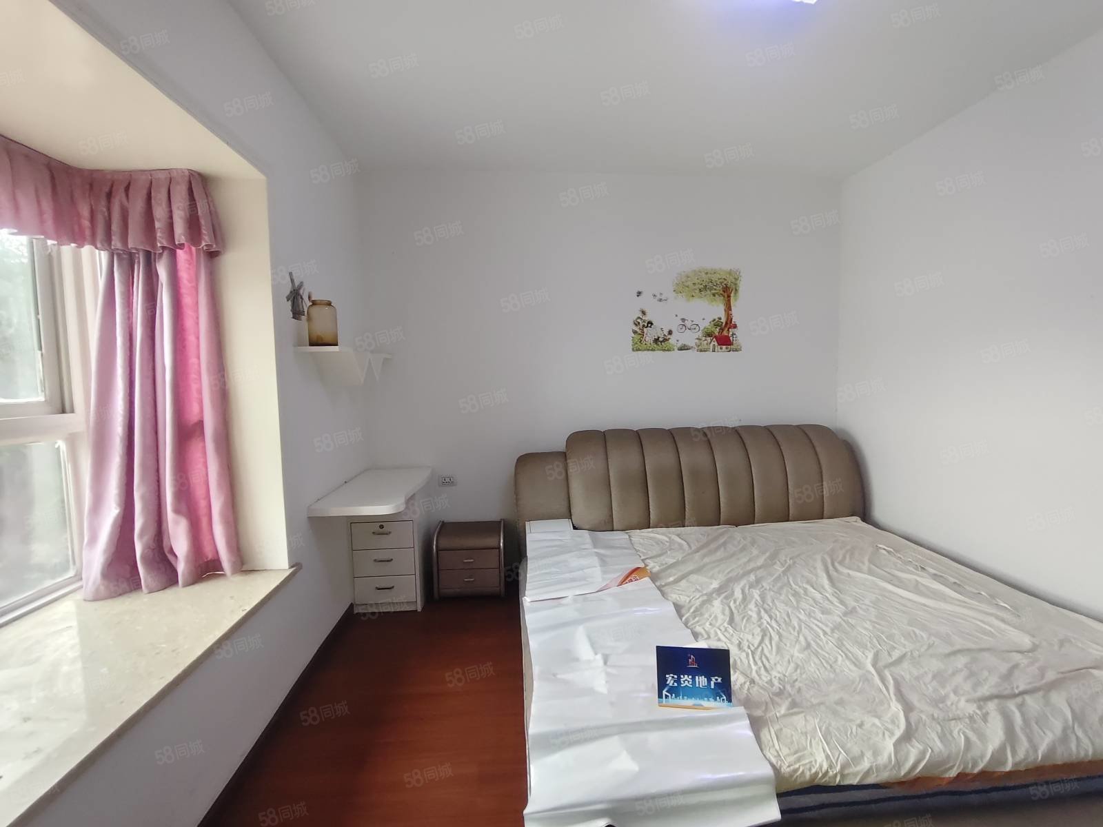 西城明珠4室2厅1卫119.5㎡南北46.8万