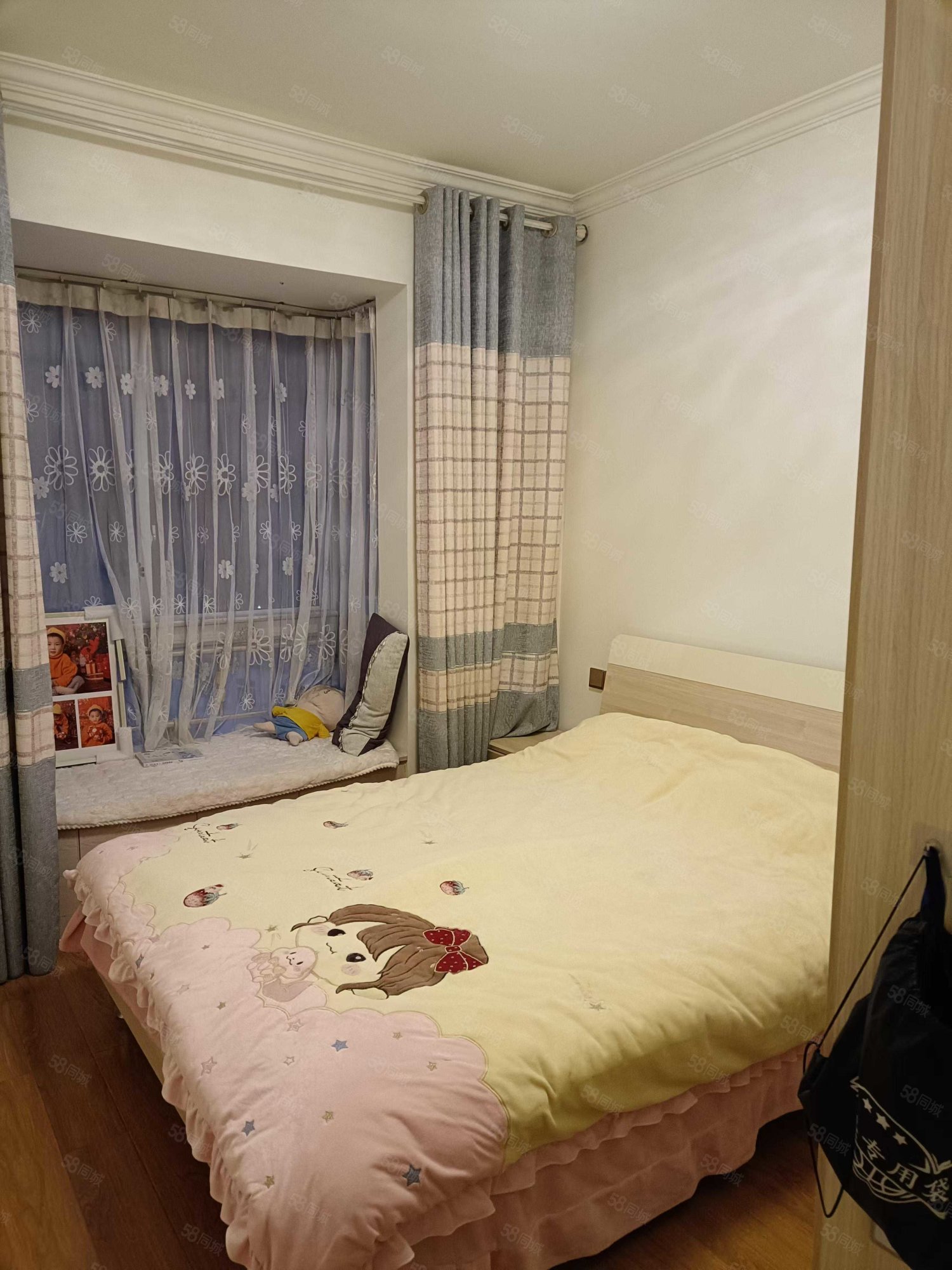 新兴家园3室1厅2卫130㎡东西99万