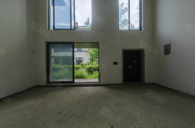 融创玖棠府(别墅)3室2厅236㎡1449万二手房图片