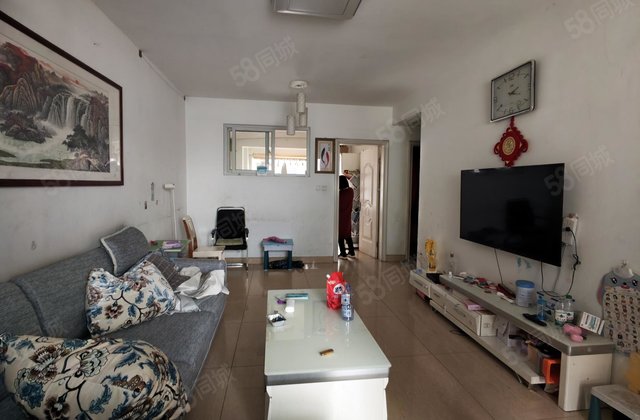 开发区东昌丽中学，聊城三中，外国语东昌丽都，人车分流，免大税