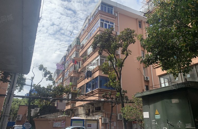 新德路361,363,367号小区