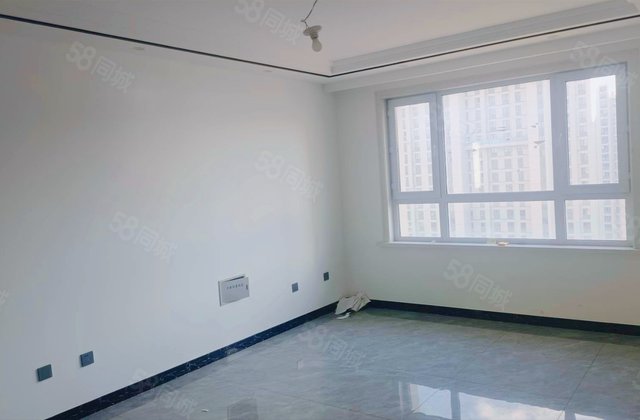 万龙银河城(西区)3室2厅102.11㎡70万二手房图片