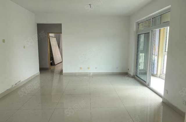 新房未住 阿卡理想城朗悦府 金田阳光城 单价四千多