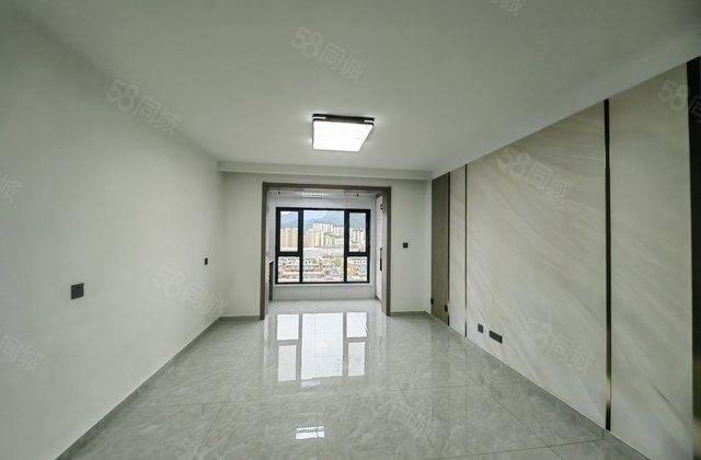 鸿郡小区3室2厅120㎡68万二手房图片