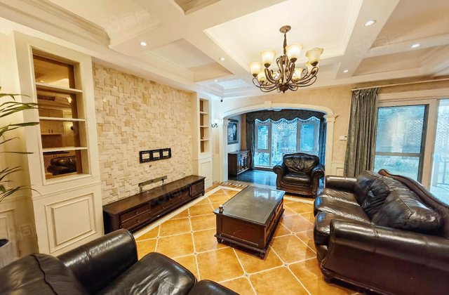 长泰豪园6室3厅271㎡480万二手房图片