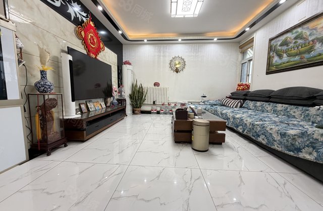 精美大三居 配套齐全 双卫 交通便利